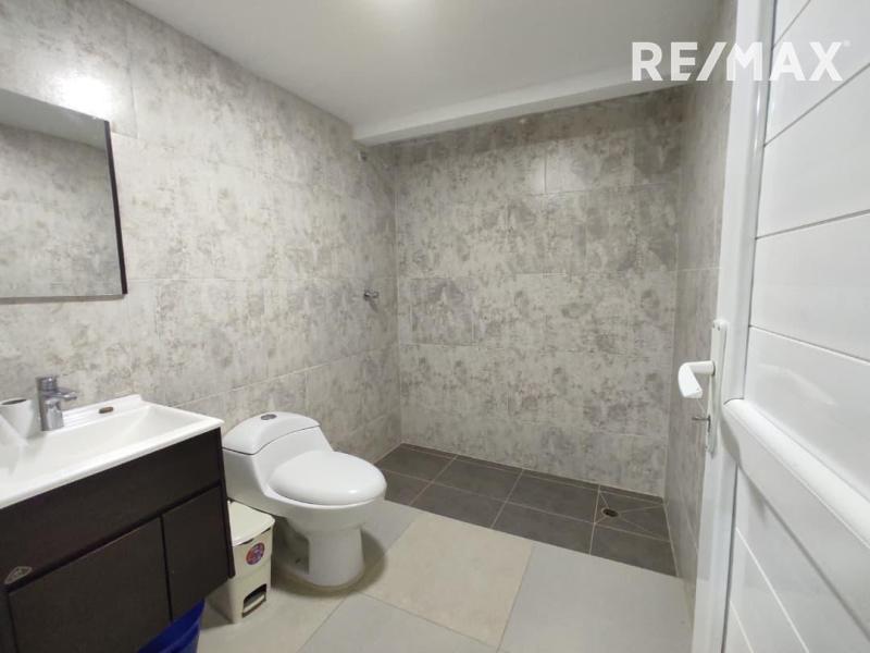 En Alquiler Local Industrial y Galpón La Puerta Maraven, Punto Fijo, Estado Falcón