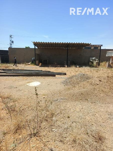 En Venta Local Industrial y Galpón Puerta Maraven, Cardón, Falcón, 4154, VEN
