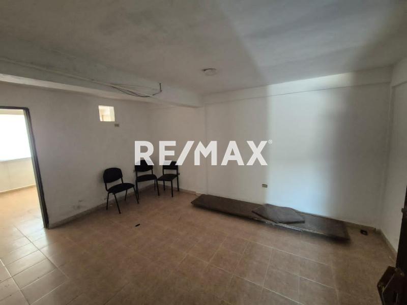 En Venta Local Industrial y Galpón Puerta Maraven, Cardón, Falcón, 4154, VEN