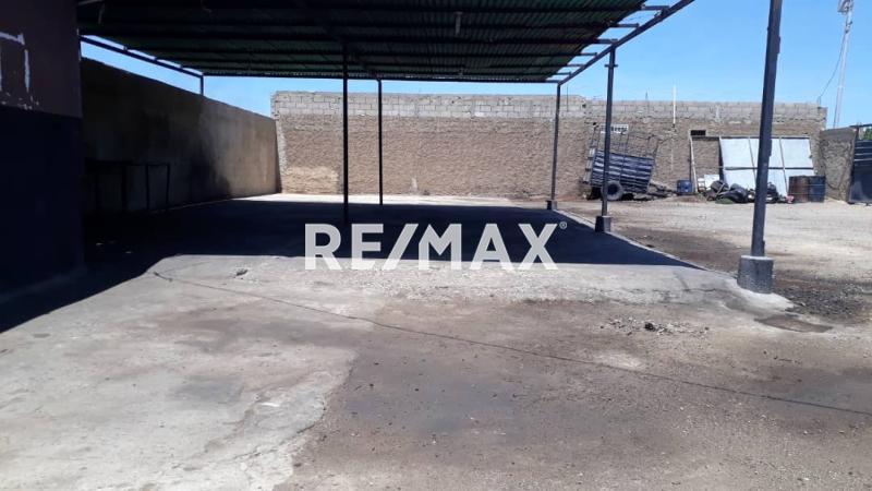 En Venta Local Industrial y Galpón Puerta Maraven, Cardón, Falcón, 4154, VEN