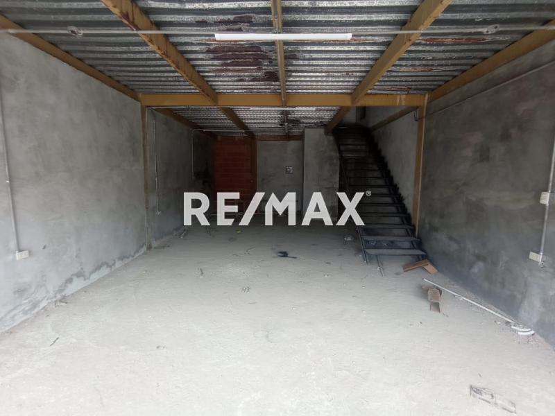 En Alquiler Local Comercial Calle Zamora, Centro, Punto Fijo, Falcón, 4102, VEN
