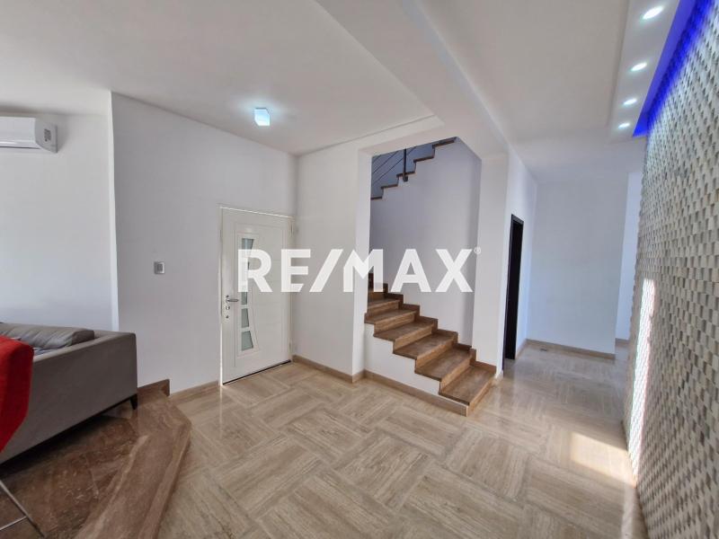 En Venta Casa o TownHouse Urbanización Zarabon, Conjunto Residencial Amantea.