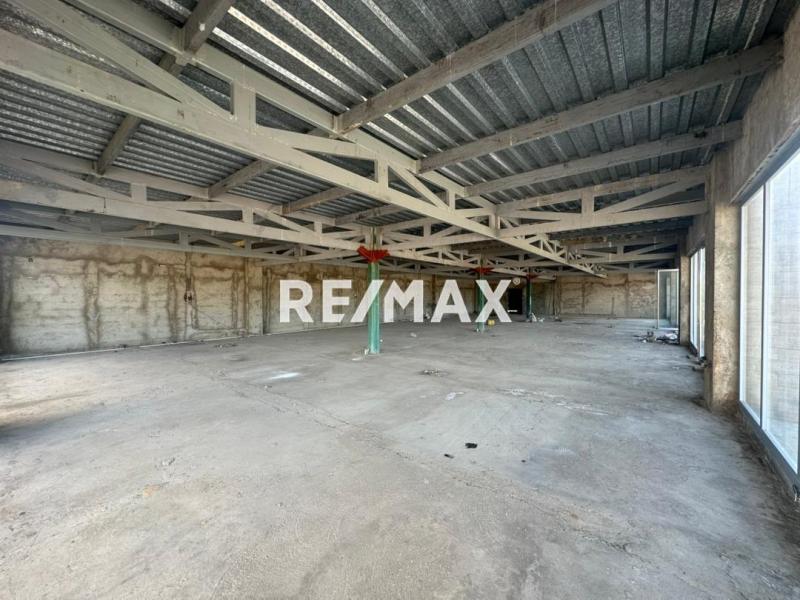 En Venta Edificio Avenida 6, Maraven, Cardón, Falcón, 4154, VEN