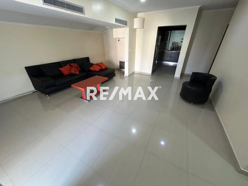 En Alquiler Casa o TownHouse Puerta Maraven