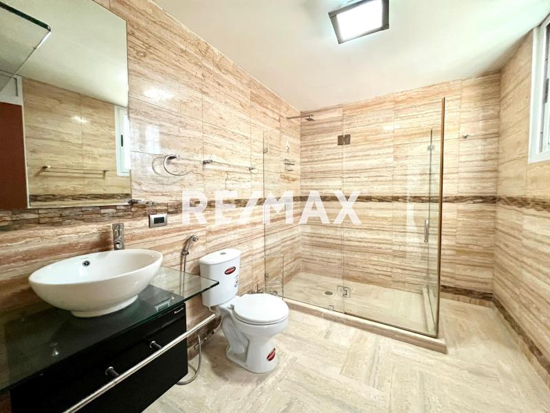 En Alquiler Casa o TownHouse Puerta Maraven