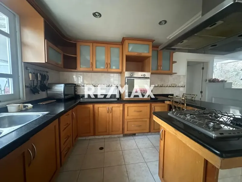 En Venta Casa o TownHouse Urbanización Santa Irene, Punto Fijo.