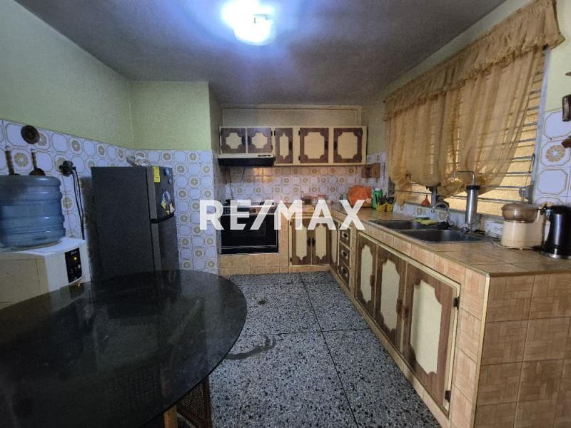 En Venta Casa o TownHouse Urbanización Santa Irene, Punto Fijo.