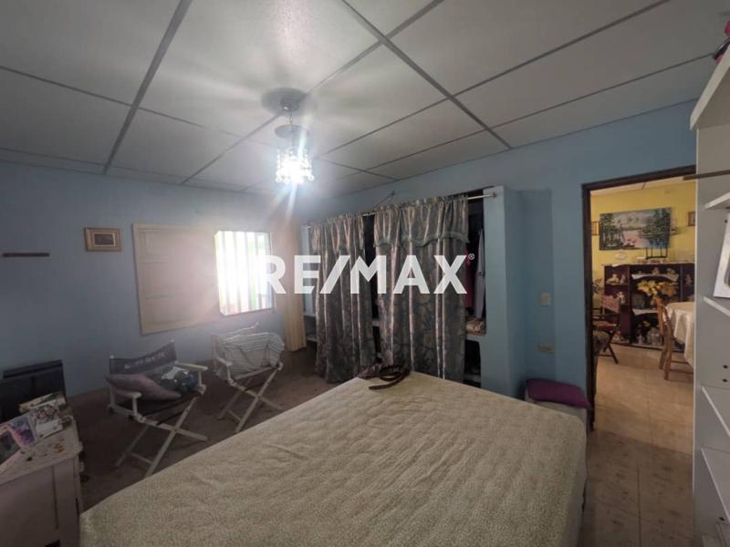 En Venta Casa o TownHouse Calle Aeropuerto, Adicora, Falcón, 4142, VEN