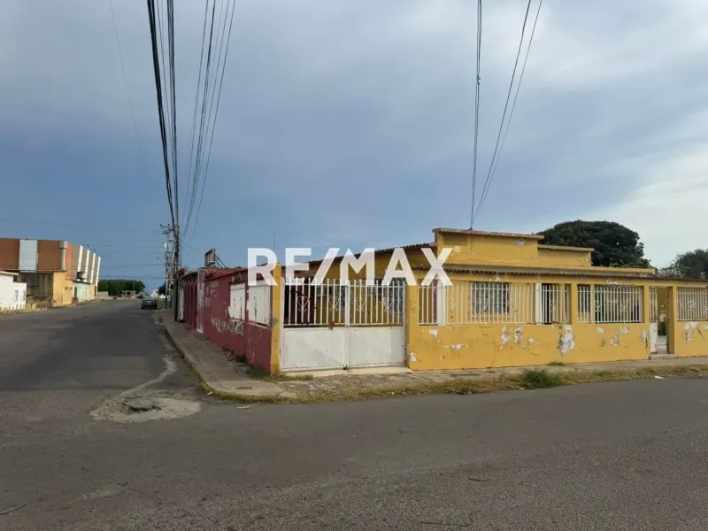 En Venta Casa o TownHouse Centro, Punto Fijo, Falcón, 4102, VEN