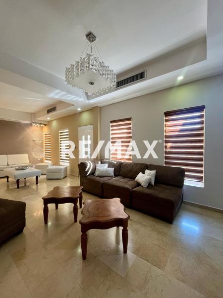 En Venta Casa o TownHouse Centro, Punto Fijo, Falcón, 4102, VEN