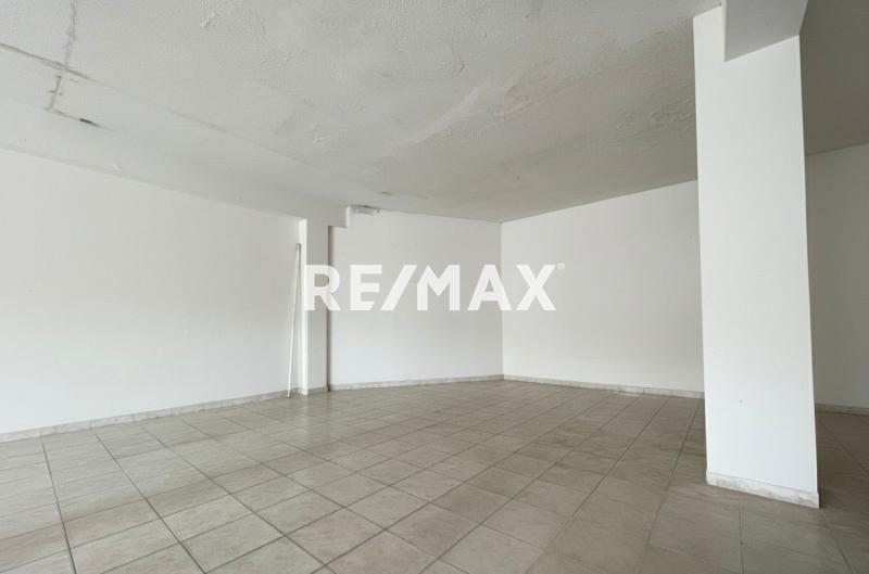 En Alquiler Local Comercial Centro, Punto Fijo, Falcón, 4102, VEN