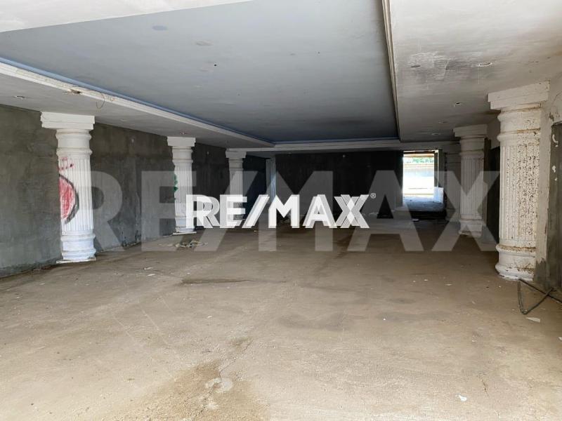 En Venta Edificio AV. GENERAL PELAYO PUERTA MARAVEN