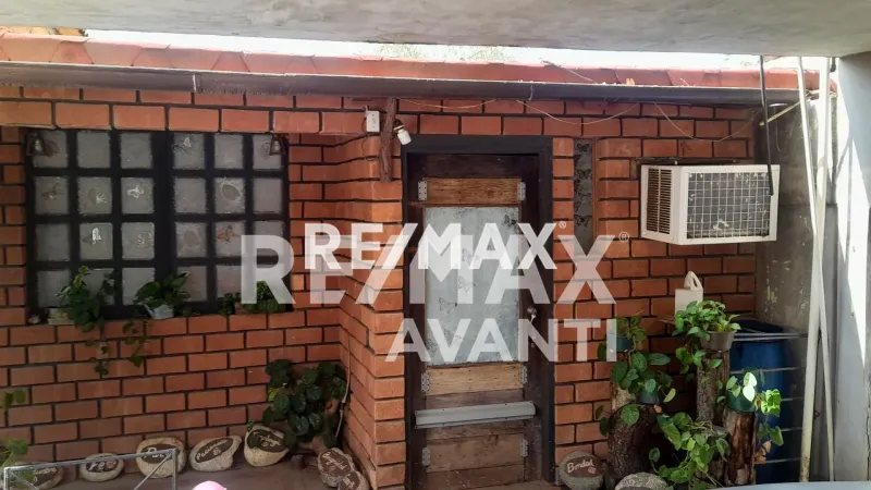 En Venta Casa o TownHouse Avenida 14, Cardón, Falcón, 4154, VEN