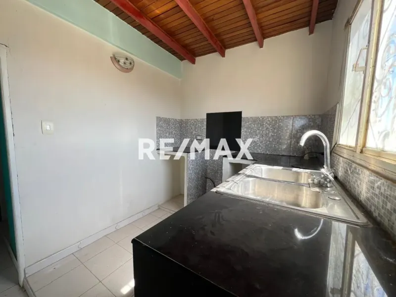 En Alquiler Apartamento URBANIZACION CASACOIMA - Foto 8