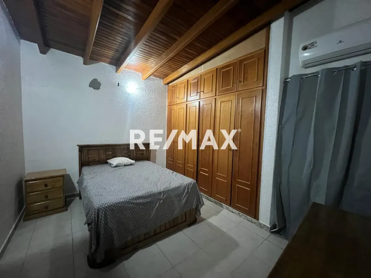 En Alquiler Casa o TownHouse PUERTA MARAVEN AV, BACHILLER PEÑA - Foto 3