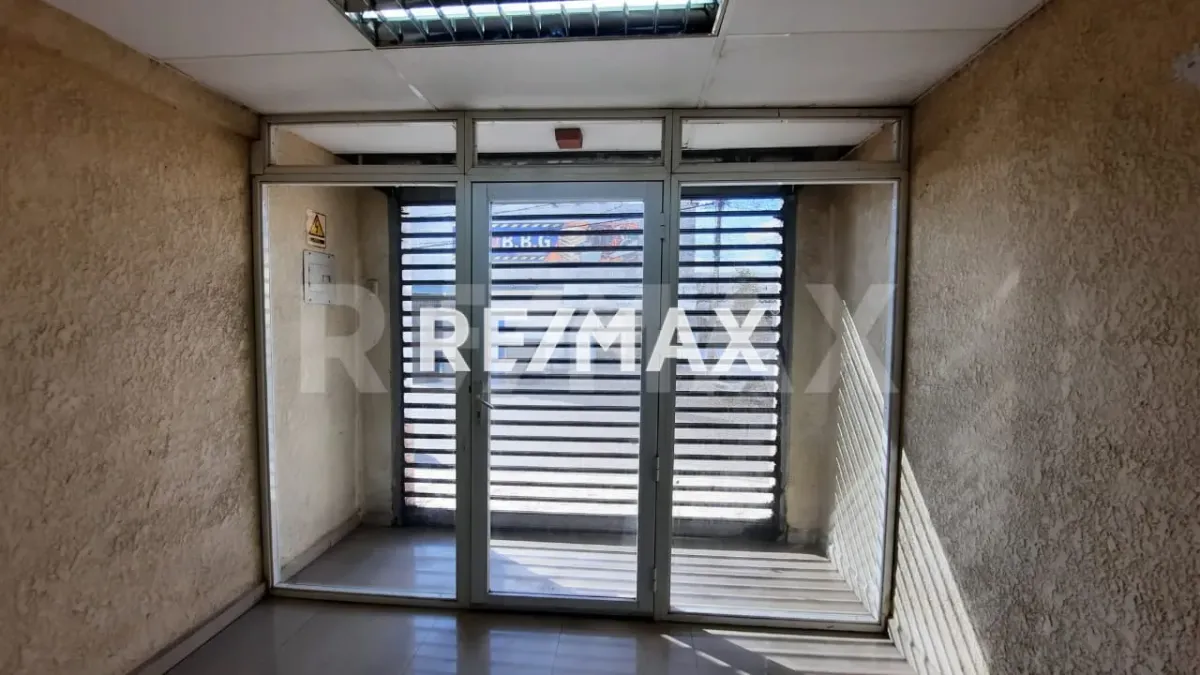 En Alquiler Local Comercial Calle Girardot, Centro, Punto Fijo, Falcón, 4102, VEN - Foto 1