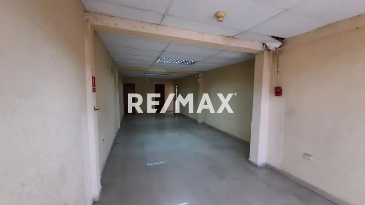En Alquiler Local Comercial Calle Girardot, Centro, Punto Fijo, Falcón, 4102, VEN - Foto 4