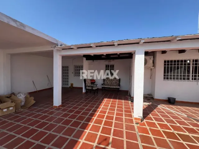 En Venta Casa o TownHouse URBANIZACION LAS VIRTUDES PUNTO FIJO EDO FALCON