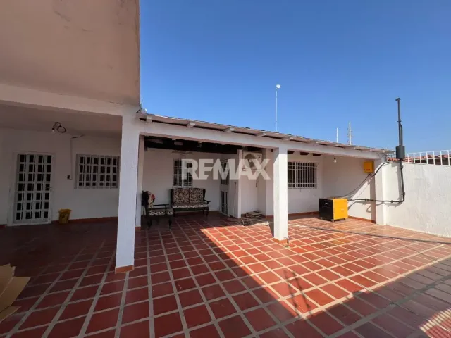 En Venta Casa o TownHouse URBANIZACION LAS VIRTUDES PUNTO FIJO EDO FALCON