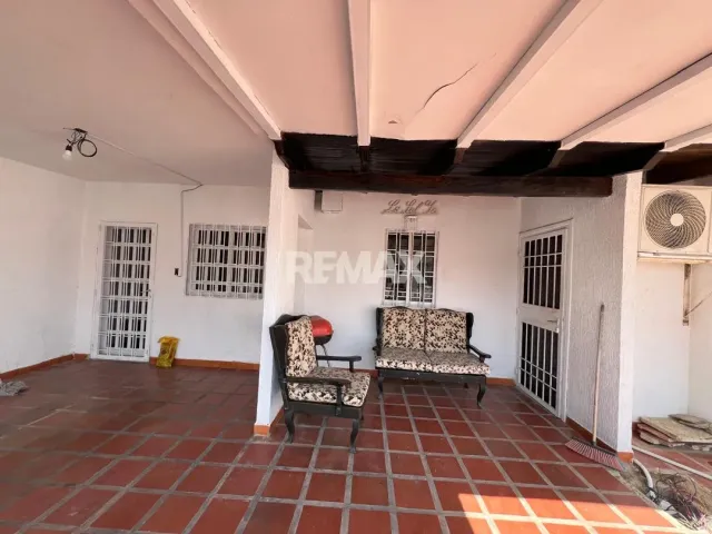 En Venta Casa o TownHouse URBANIZACION LAS VIRTUDES PUNTO FIJO EDO FALCON