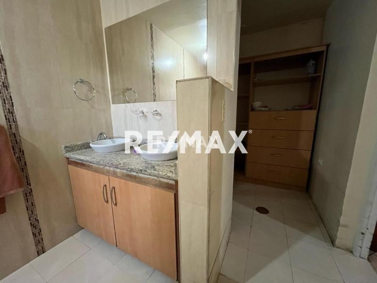 En Venta Casa o TownHouse Urb. Zarabon. Comunidad Cardón - Foto 12