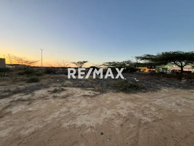 En Venta Terreno y Parcela Parcelamiento Villas Maria Jose,  Puerta Maraven  Punto Fijo Estado Falcón