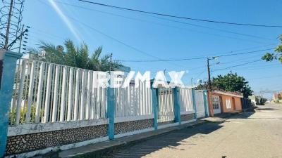 En Venta Casa o TownHouse Caja de Agua, Punto Fijo, Falcón, 4102, VEN - Foto 12