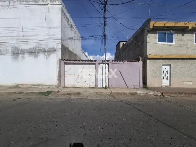 En Alquiler Casa o TownHouse Centro de Punto Fijo, calle Aragón, Municipio Carirubana del Estado Falcon, VEN - Foto 1