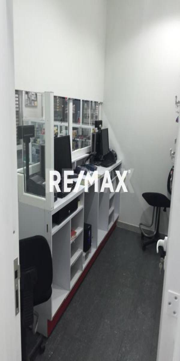 En Venta Edificio Avenida Bolivar, Carirubana, Falcón, 4102, VEN - Foto 13