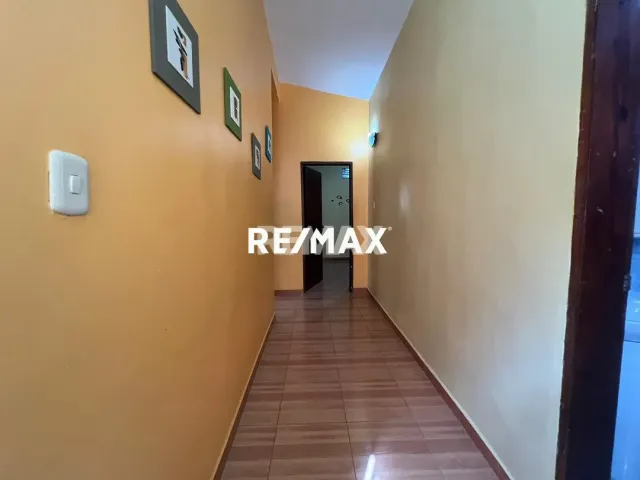 En Alquiler Casa o TownHouse Calle 19 Judibana detras del Hospital de Niños