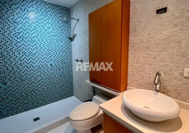 En Venta Casa o TownHouse Villas Paraiso Sector Las Virtudes