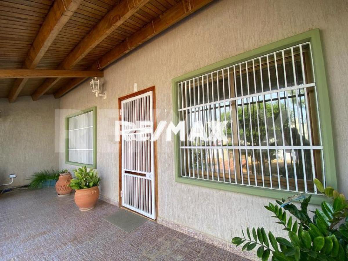 En Venta Casa o TownHouse Puerta Maraven