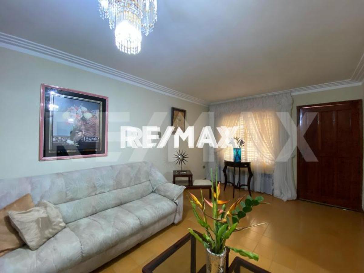 En Venta Casa o TownHouse Puerta Maraven