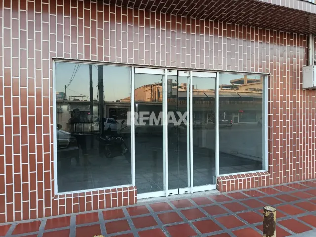 En Alquiler Local Comercial Avenida Ollarvides, Puerta Maraven, Cardón, Falcón, 4154, VEN - Foto 3