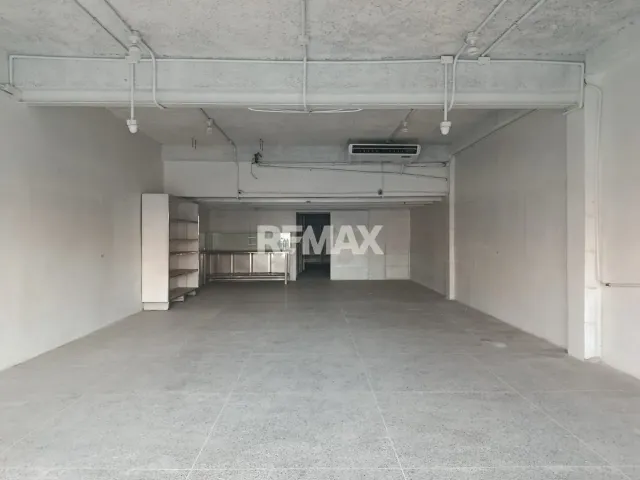 En Alquiler Local Comercial Avenida Ollarvides, Puerta Maraven, Cardón, Falcón, 4154, VEN - Foto 5