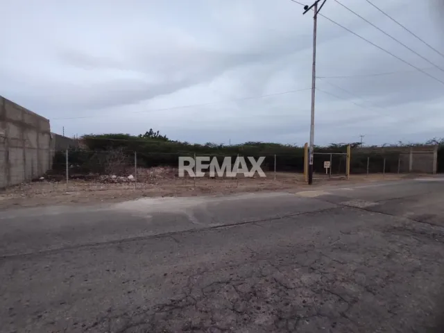 En Venta Terreno y Parcela Av. General Pelayo, Puerta Maraven