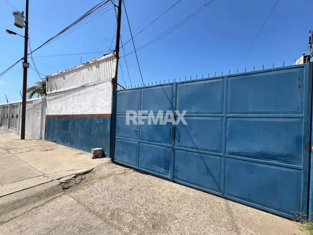 En Alquiler Local Industrial y Galpón AV. Rafael Gonzalez entre calle Tachira y San Jose - Foto 1
