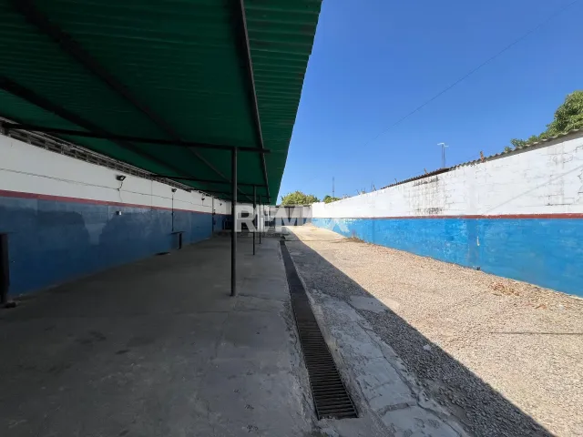 En Alquiler Local Industrial y Galpón AV. Rafael Gonzalez entre calle Tachira y San Jose - Foto 2