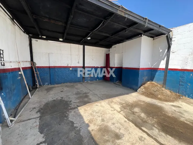 En Alquiler Local Industrial y Galpón AV. Rafael Gonzalez entre calle Tachira y San Jose - Foto 6