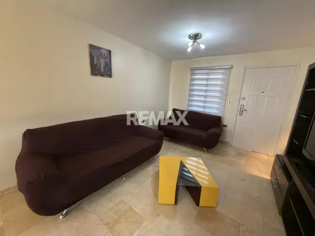 En Alquiler Casa o TownHouse Puerta Maraven Calle Democracia - Foto 6