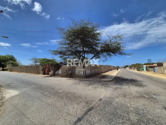 En Venta Terreno y Parcela Av. Intercomunal Via Fluor - Foto 1