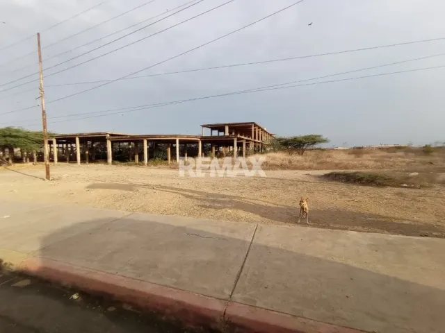 En Venta Terreno y Parcela Avenida Rafael González, Centro, Punto Fijo, Falcón, 4102, VEN - Foto 3