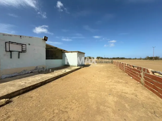 En Venta Hacienda y Finca Municipio Falcon, Jadacaquiva, Sector Las Cejas San Miguel - Foto 8