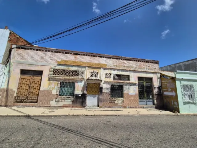 En Venta Local Comercial Calle Mariño, Carirubana, Punto Fijo, Falcón, 4102, VEN - Foto 1
