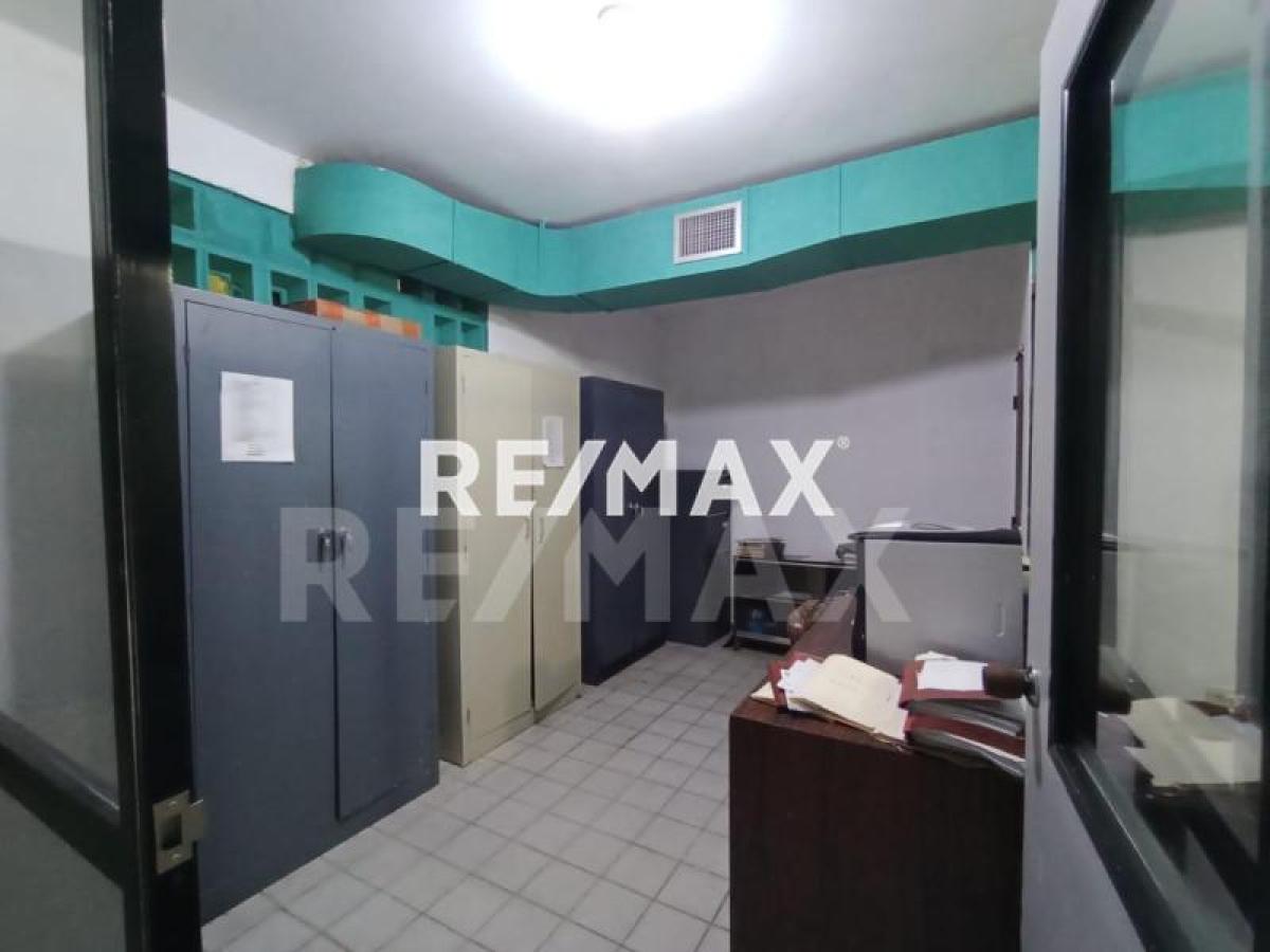 En Venta Local Comercial Calle Bolivia, Centro, Punto Fijo, Carirubana, Falcón, 4102, VEN - Foto 5