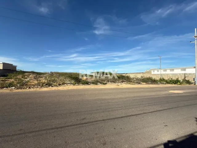 En Venta Terreno y Parcela AV General Pelayo con calle Tabana Puerta Maraven - Foto 5