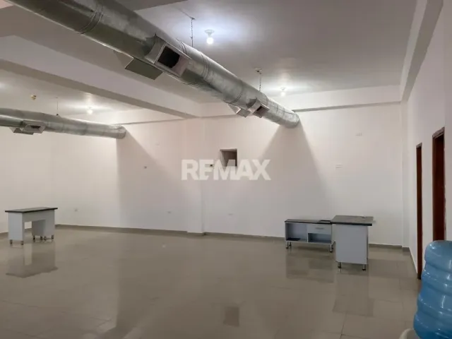 En Alquiler Local Comercial Ave Ollarvides Los Caciques - Foto 4