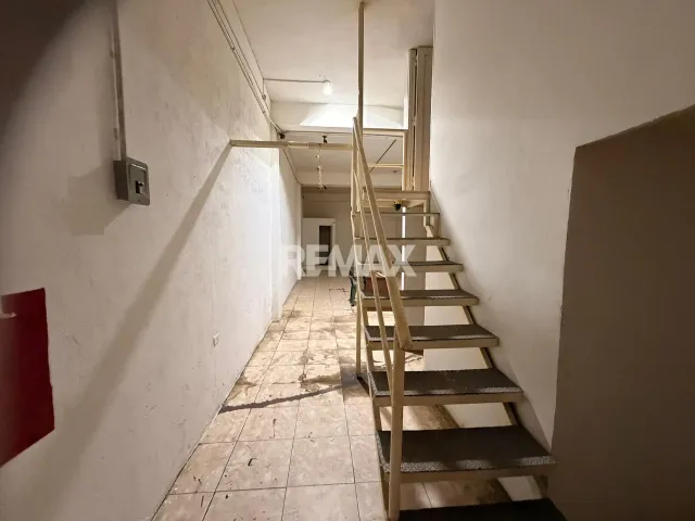 En Alquiler Local Comercial Calle Girardot, Centro, Punto Fijo, Falcón, 4102, VEN - Foto 4