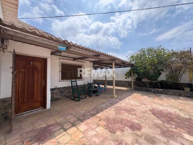 En Venta Casa o TownHouse Calle La Pastora, Monseñor Pulido Méndez, Adícora, Falcón, 4142, VEN - Foto 2