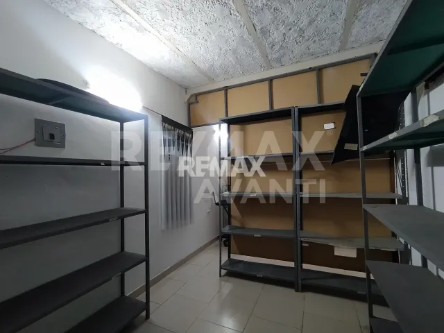 En Alquiler Local Comercial Av. General Riera Puerta Maraven - Foto 3